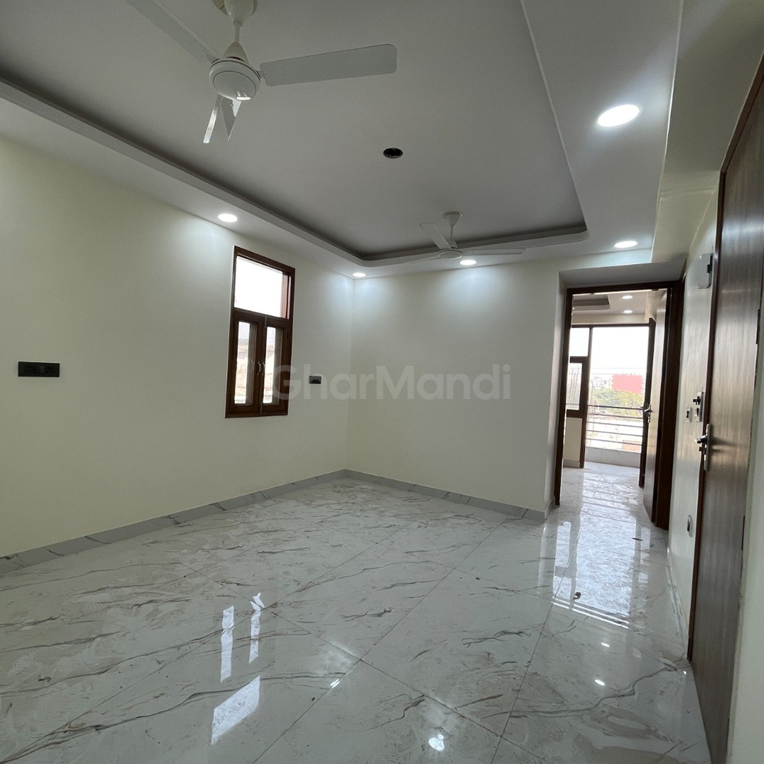 Affordable 3 BHK Flat In Chattarpur